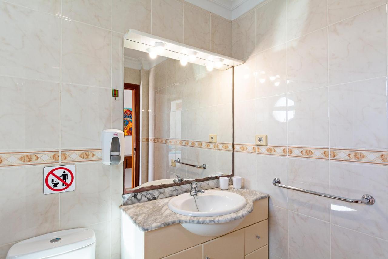 Villa 3br - Private Heated Pool - Parking *